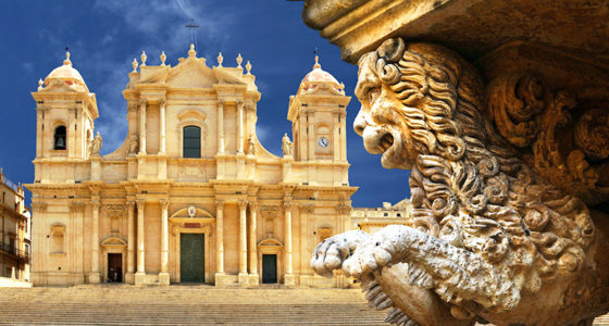 Tour of Noto